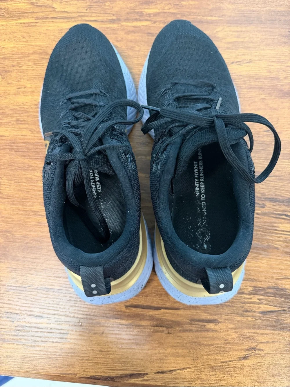 Nike React Infinity Running Flyknit Black Metallic Gold Women's Size 9
